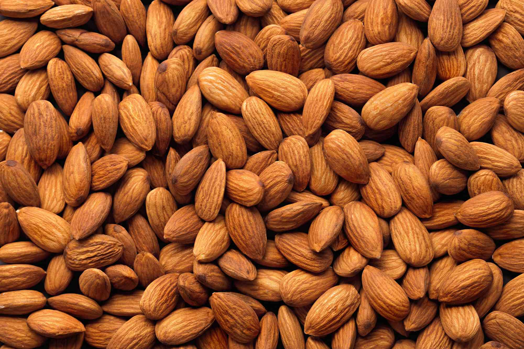 Almond nuts